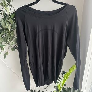 Swiftly Tech Long-Sleeve Shirt 2.0 Lululemon in black 🖤